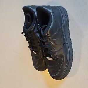 Nike Air force one black youth sneakers